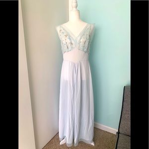 Vintage Vanity Fair Blue/ Lace Nightgown Size M 38